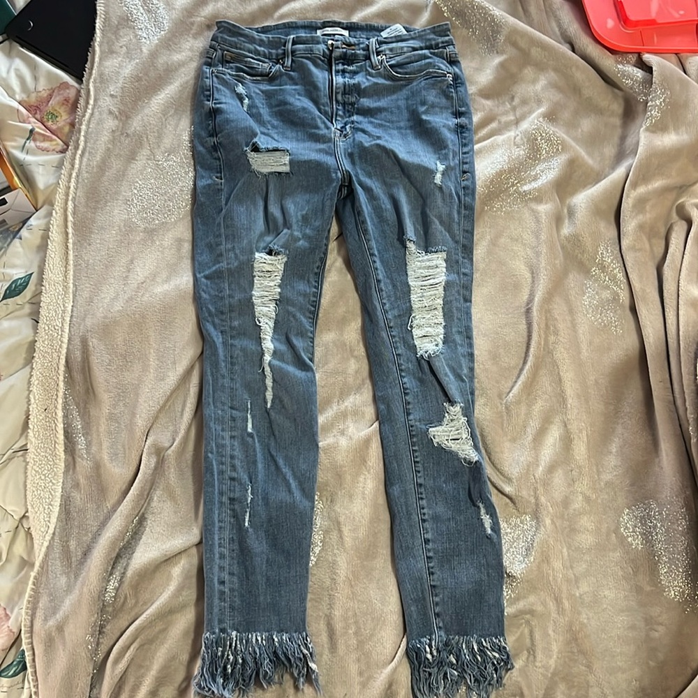 Good American, 14/16 distressed mid-wash skinny jeans